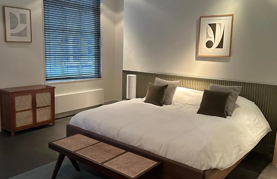 Commune Suites-1